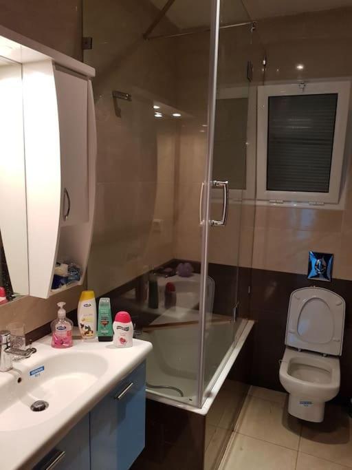Lovely Apartment Near Tunis Mall - Lac2 Tunis Ngoại thất bức ảnh